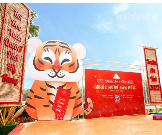 Mascot of the Tiger year at The 2022 Phu My Hung Spring Flower Festival